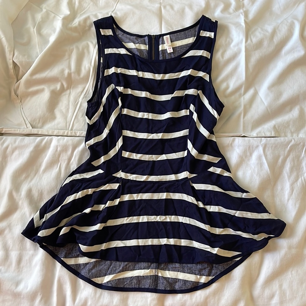 Stripped long shirt with back zipper (M)